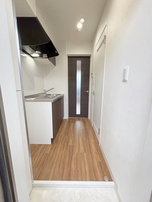 物件内観写真15　(玄関)