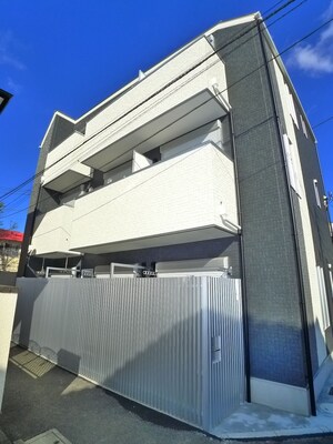 Ｐｒａｉｓｉｅｒ　Ｅｍｕ外観写真