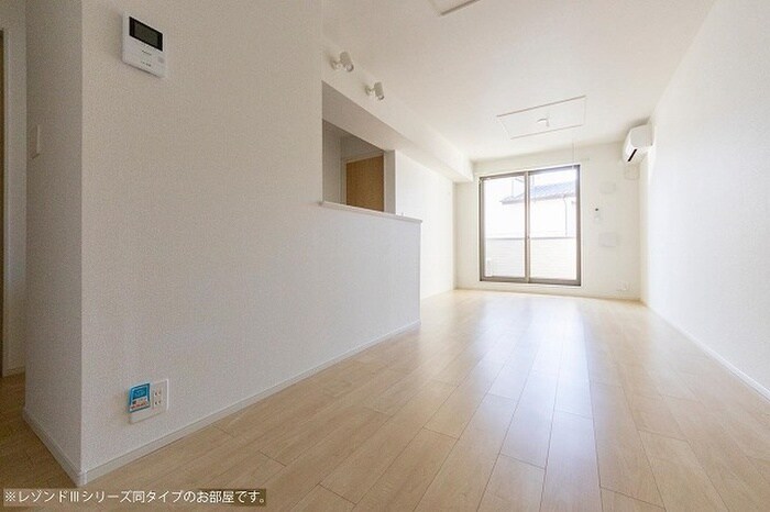 物件内観写真3　(居室)