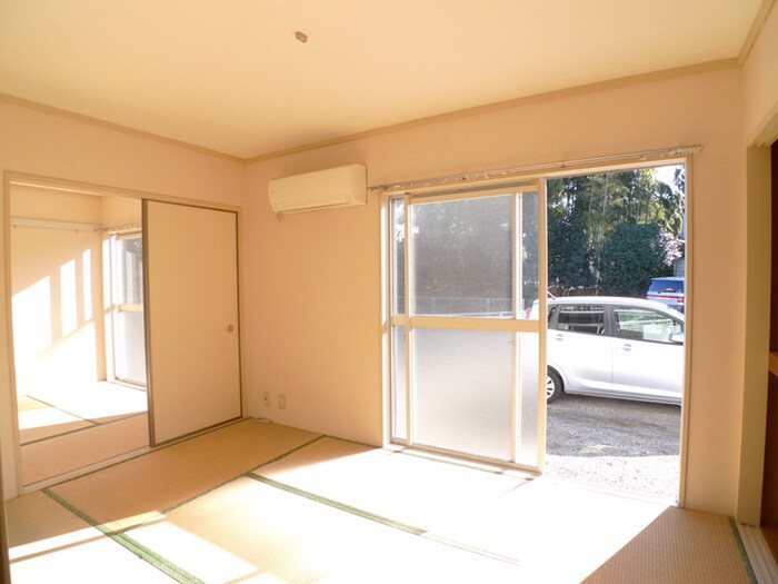 物件内観写真6　(居室)