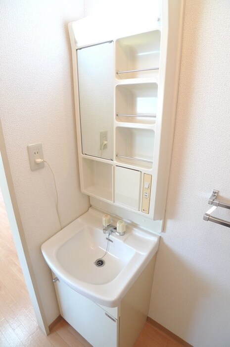 物件内観写真8　(洗面)