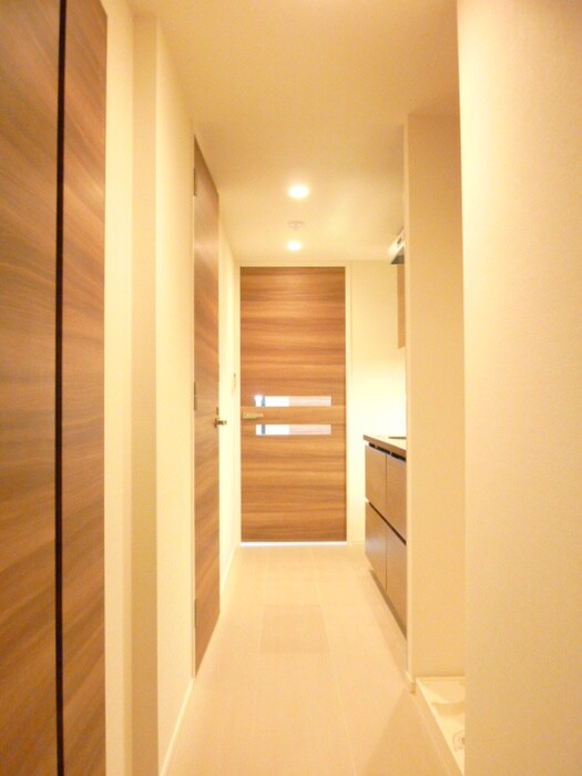 物件内観写真15　(廊下)