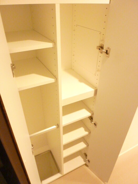 物件内観写真16　(靴箱)