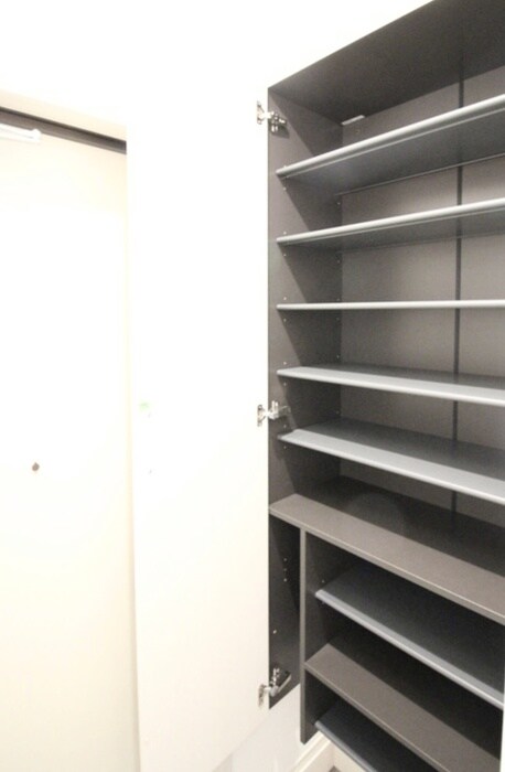 物件内観写真16　(靴箱)