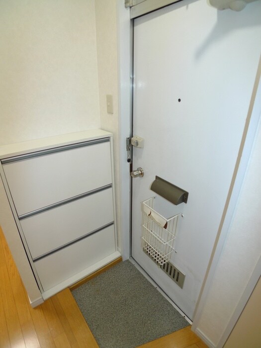 物件内観写真14　(玄関)