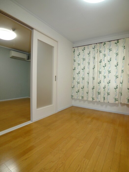 物件内観写真18　(居室)