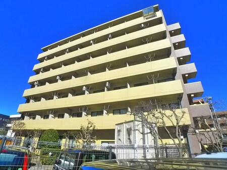 リヴェ－ルビックパイン外観写真