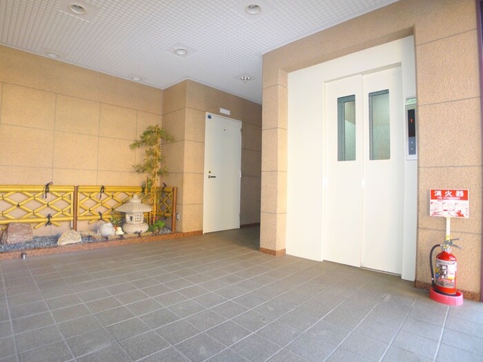 物件外観写真6　(建物設備)