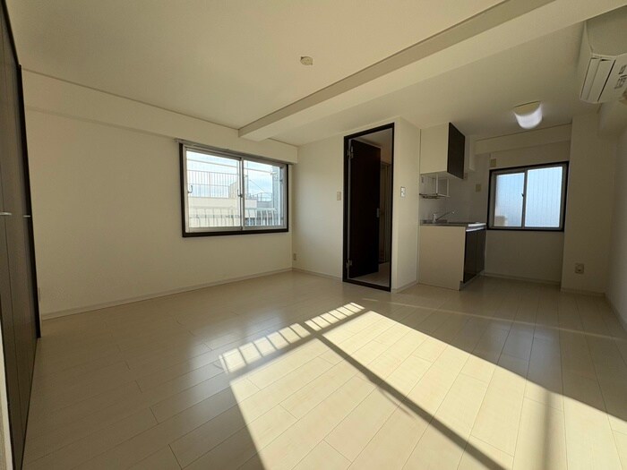 物件内観写真9　(居室)