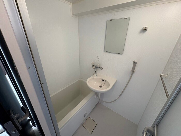 物件内観写真12　(バス／シャワールーム等)