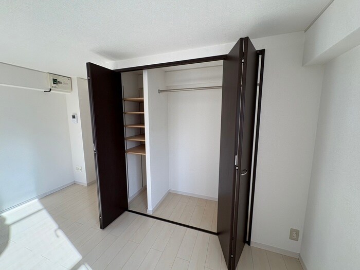 物件内観写真16　(収納)