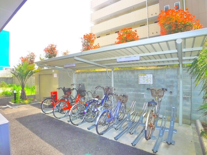 物件外観写真5　(駐輪場)