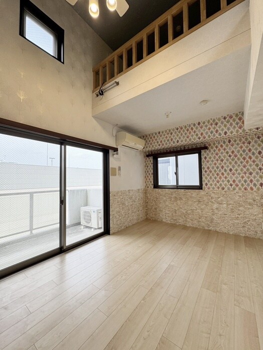 物件内観写真10　(居室)