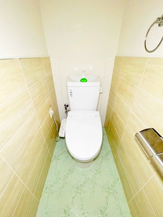 物件内観写真14　(トイレ)