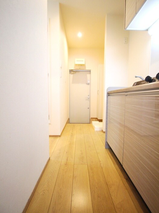 物件内観写真22　(廊下)