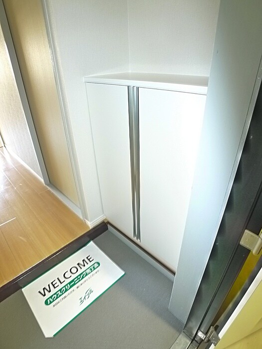 物件内観写真17　(靴箱)