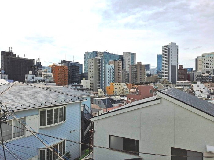 物件内観写真15　(室内からの展望)