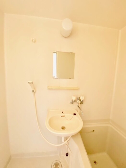 物件内観写真12　(洗面)