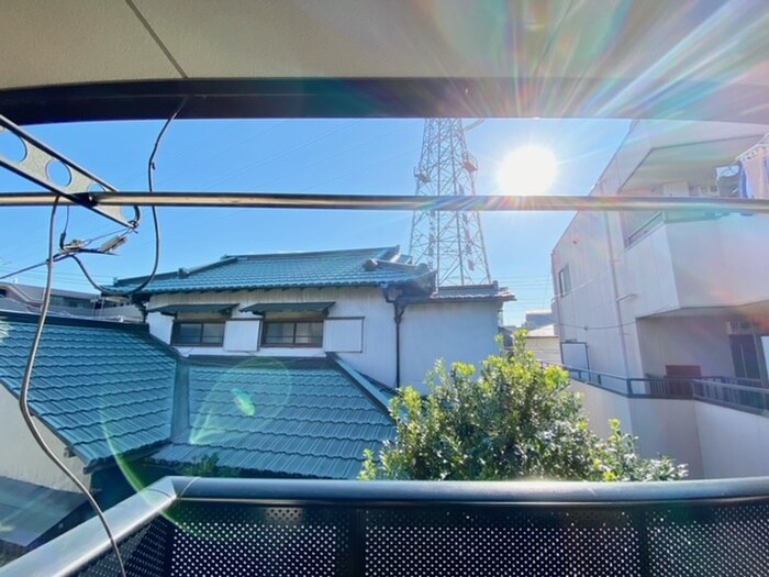 物件内観写真16　(室内からの展望)