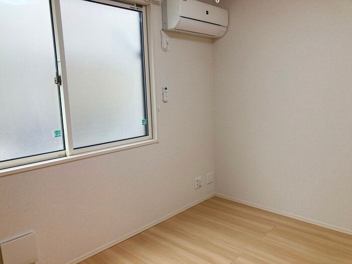 物件内観写真9　(室内からの展望)