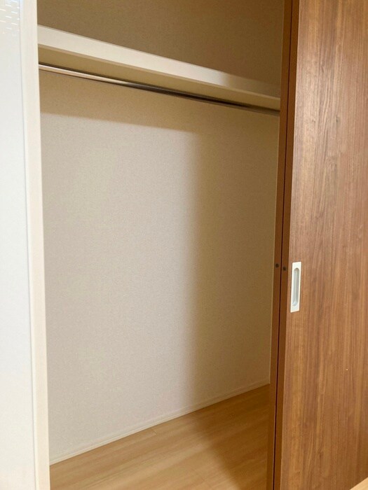物件内観写真10　(収納)