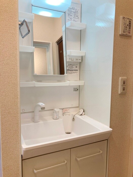 物件内観写真13　(洗面)