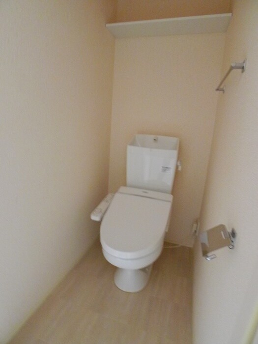 物件内観写真15　(トイレ)