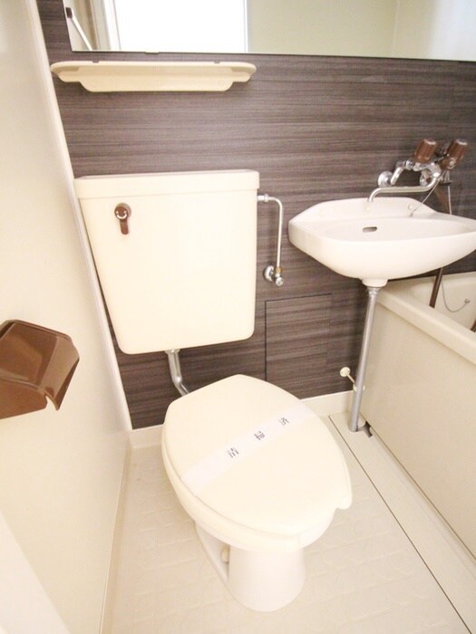 物件内観写真17　(トイレ)