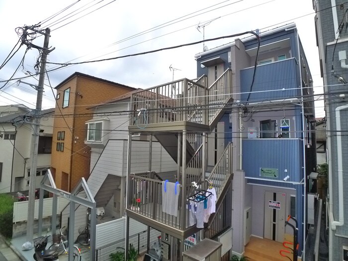 物件内観写真17　(室内からの展望)