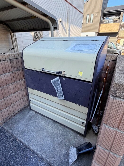 物件外観写真6　(建物設備)