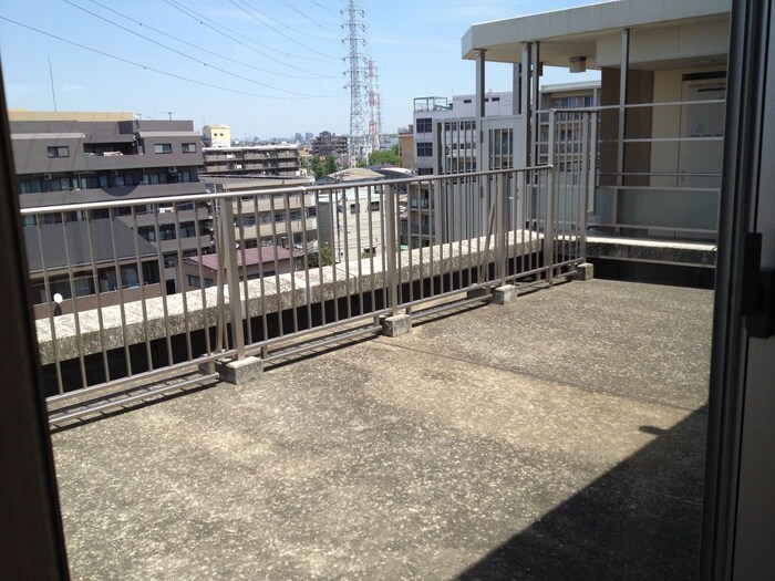 物件内観写真11　(ベランダ・バルコニー)