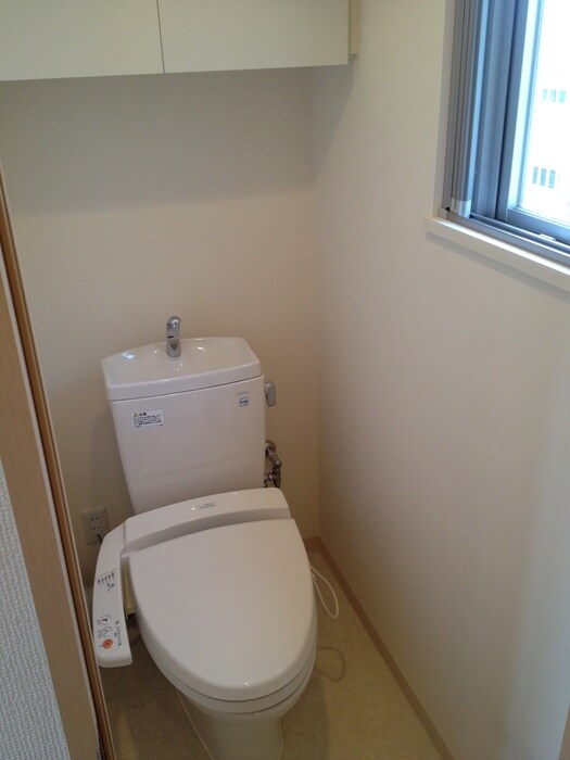 物件内観写真15　(トイレ)