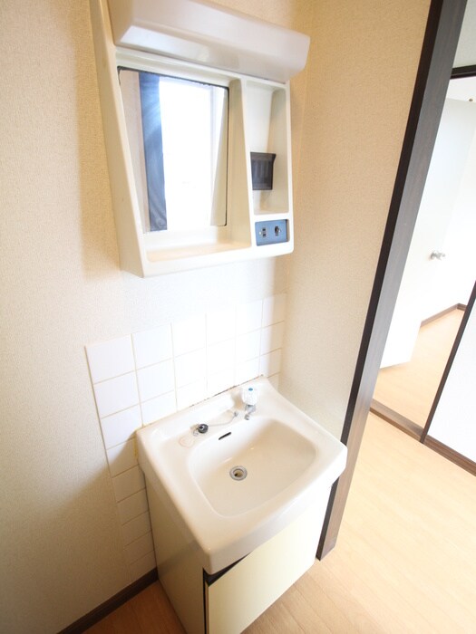 物件内観写真10　(洗面)