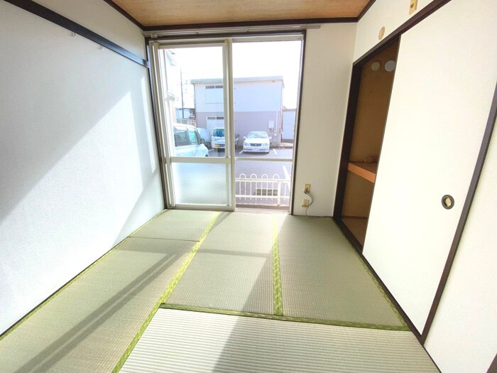 物件内観写真13　(居室)