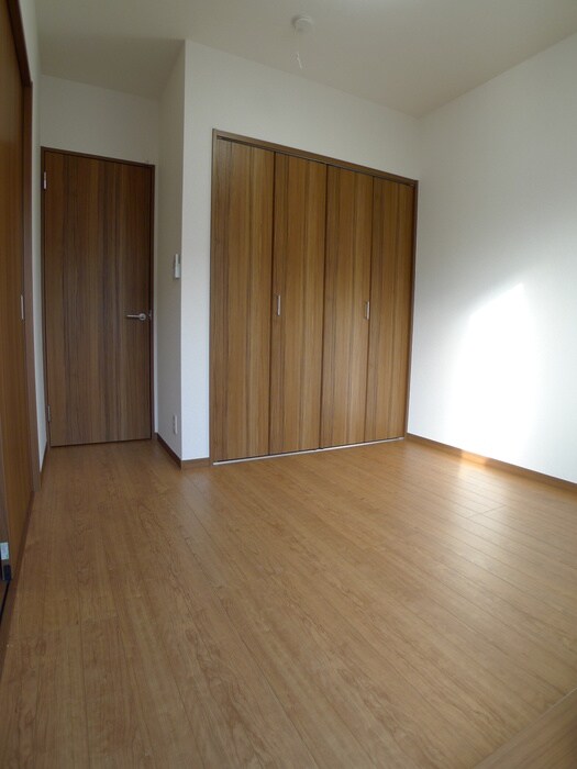 物件内観写真9　(居室)