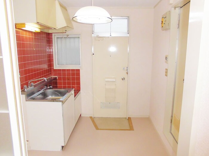 物件内観写真7　(玄関)