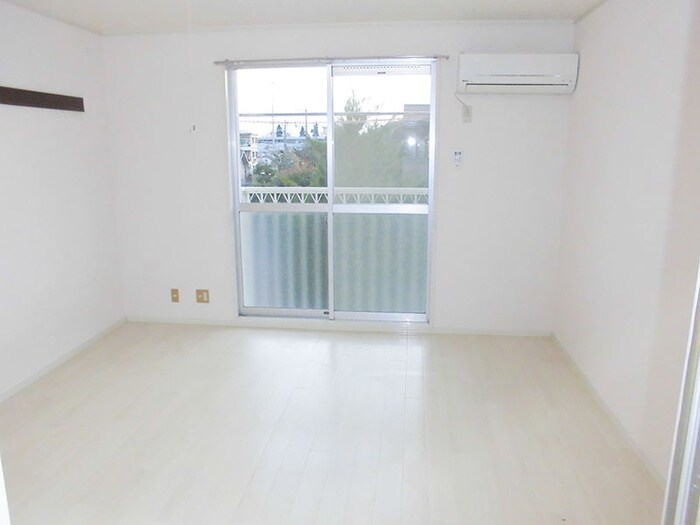 物件内観写真12　(居室)