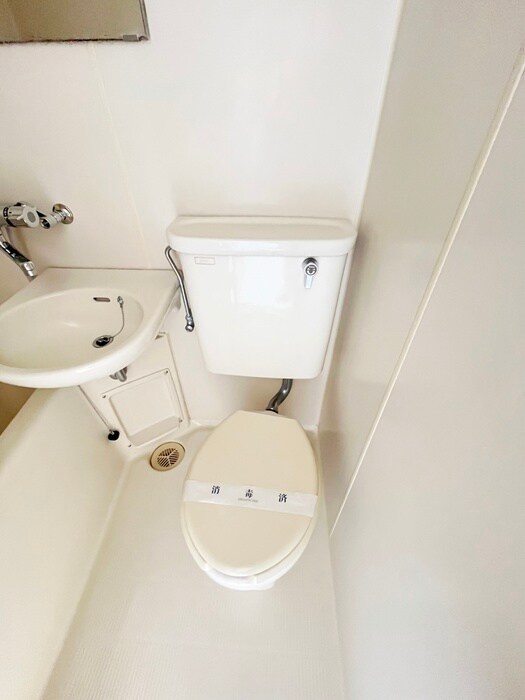 物件内観写真17　(トイレ)