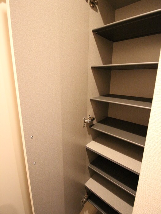 物件内観写真19　(靴箱)