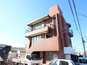 喜多見三丁目マンション外観写真