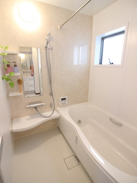 物件内観写真8　(バス／シャワールーム等)