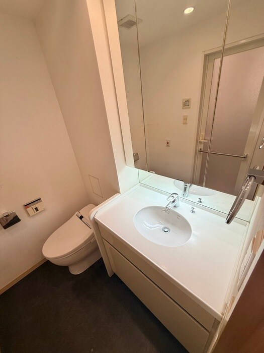 物件内観写真9　(洗面)