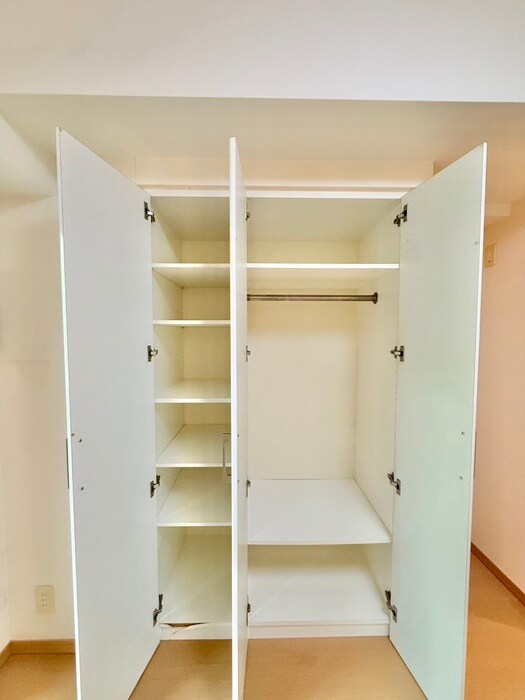 物件内観写真15　(収納)
