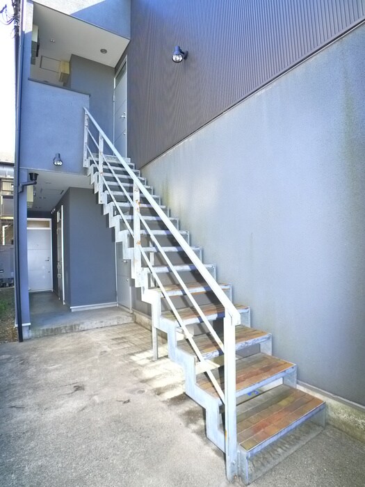 物件外観写真4　(建物設備)