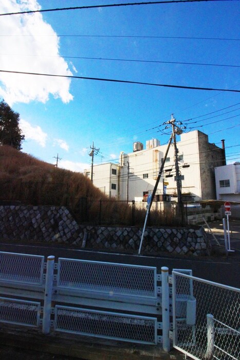 物件内観写真14　(室内からの展望)