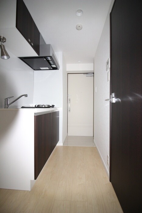 物件内観写真18　(廊下)