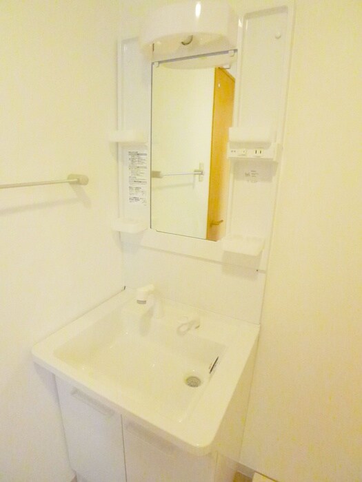 物件内観写真11　(洗面)