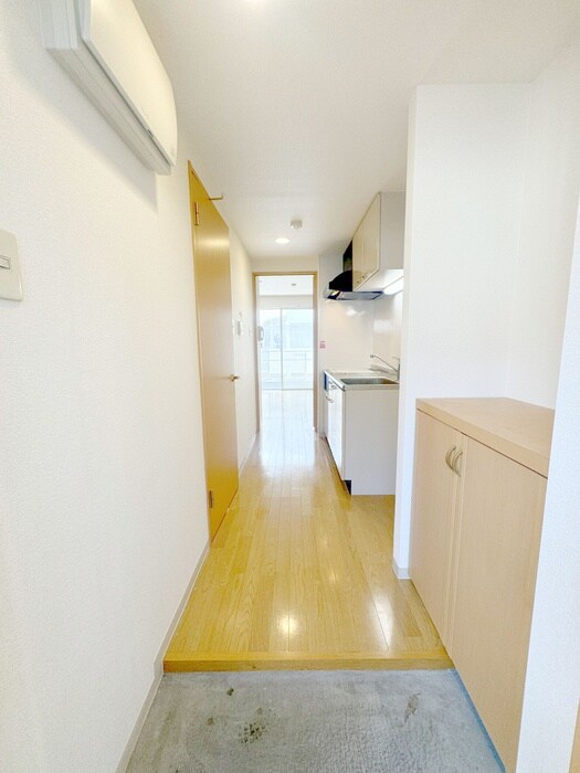 物件内観写真20　(廊下)