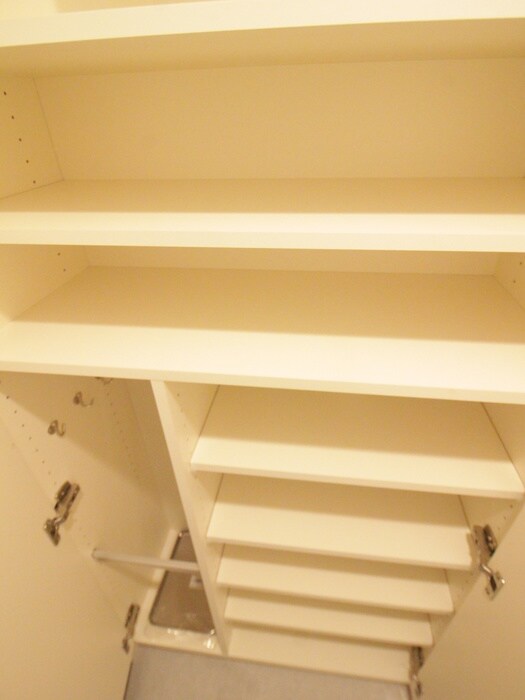 物件内観写真18　(靴箱)