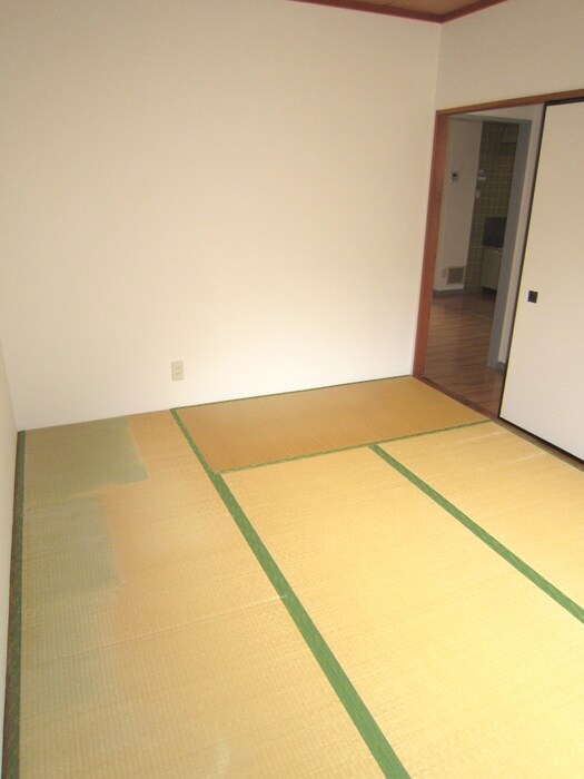 物件内観写真11　(居室)